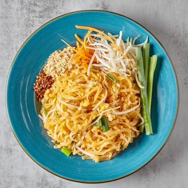 Lunch Pad Thai Noodle.